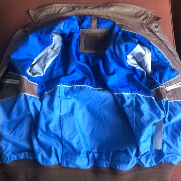 Authentic Leather Jacket - Massimo Dutti - Picture 5 of 5